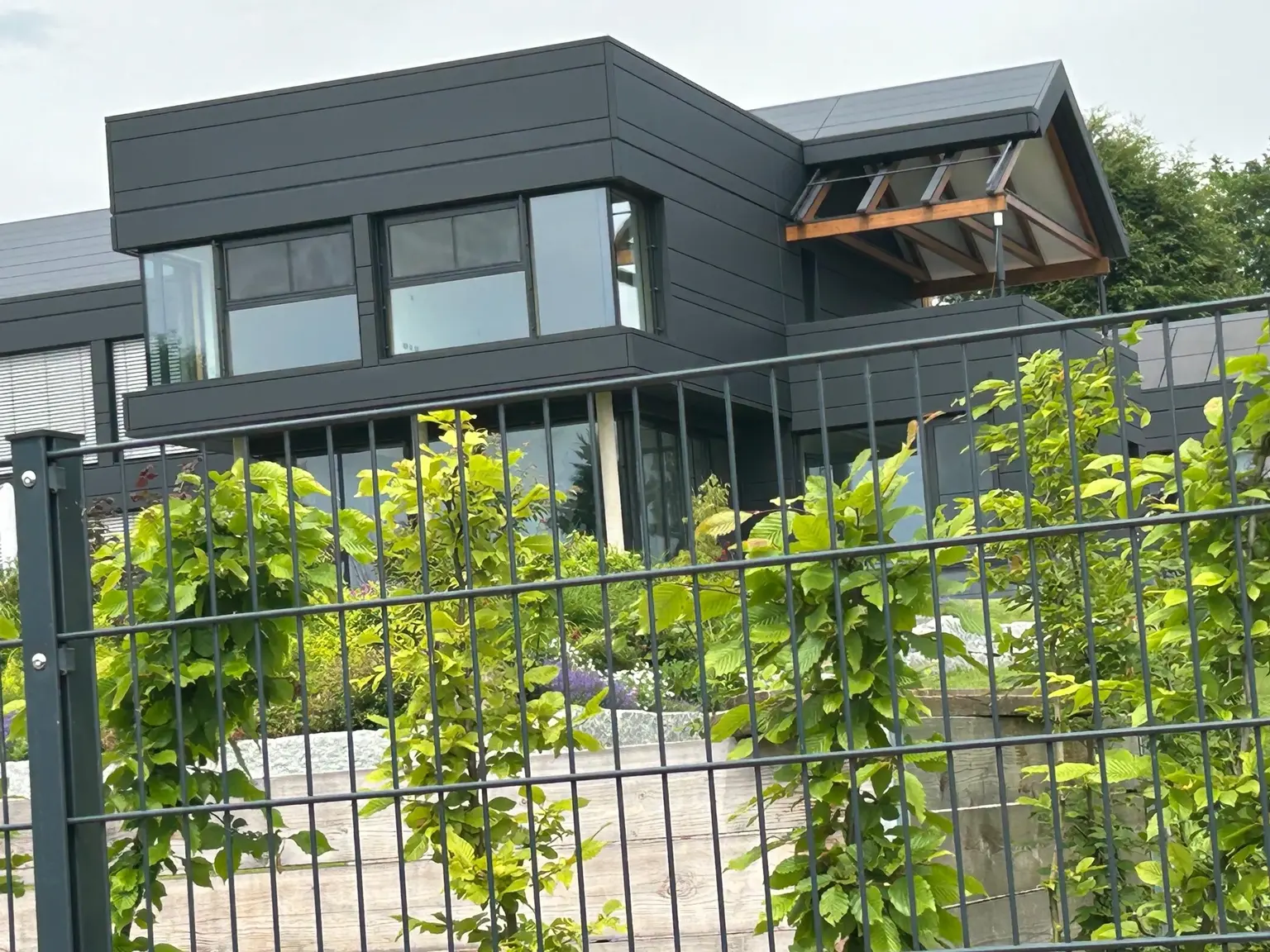 Hinterlüftete Fassadenbekleidungen – Wunder Bedachungen Coburg